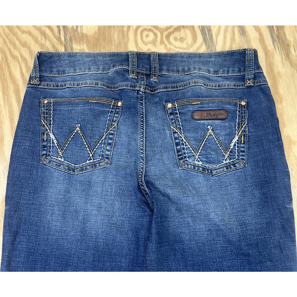 Wrangler Retro Boot Cut Jeans Women's Size 15x34 Medium Wash Soft Denim Western - Picture 6 of 12